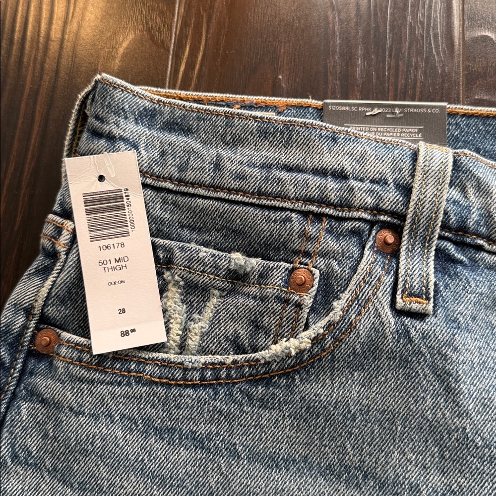 Levi's Blue Jean Shorts - Picture 3 of 3